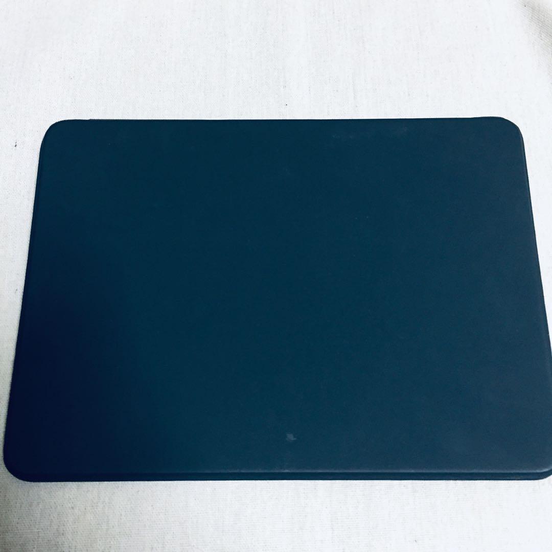 Apple Smart Keyboard A2038 11インチiPad 正方形