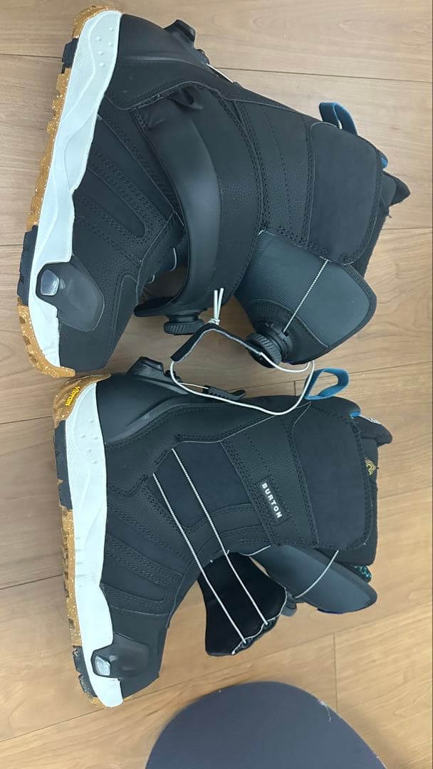 Felix 23-24モデルスノーボードブーツ(女性用)