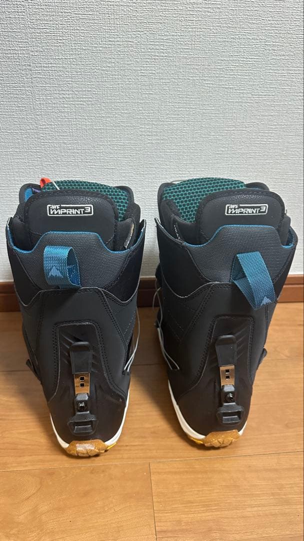 Felix 23-24モデルスノーボードブーツ(女性用)