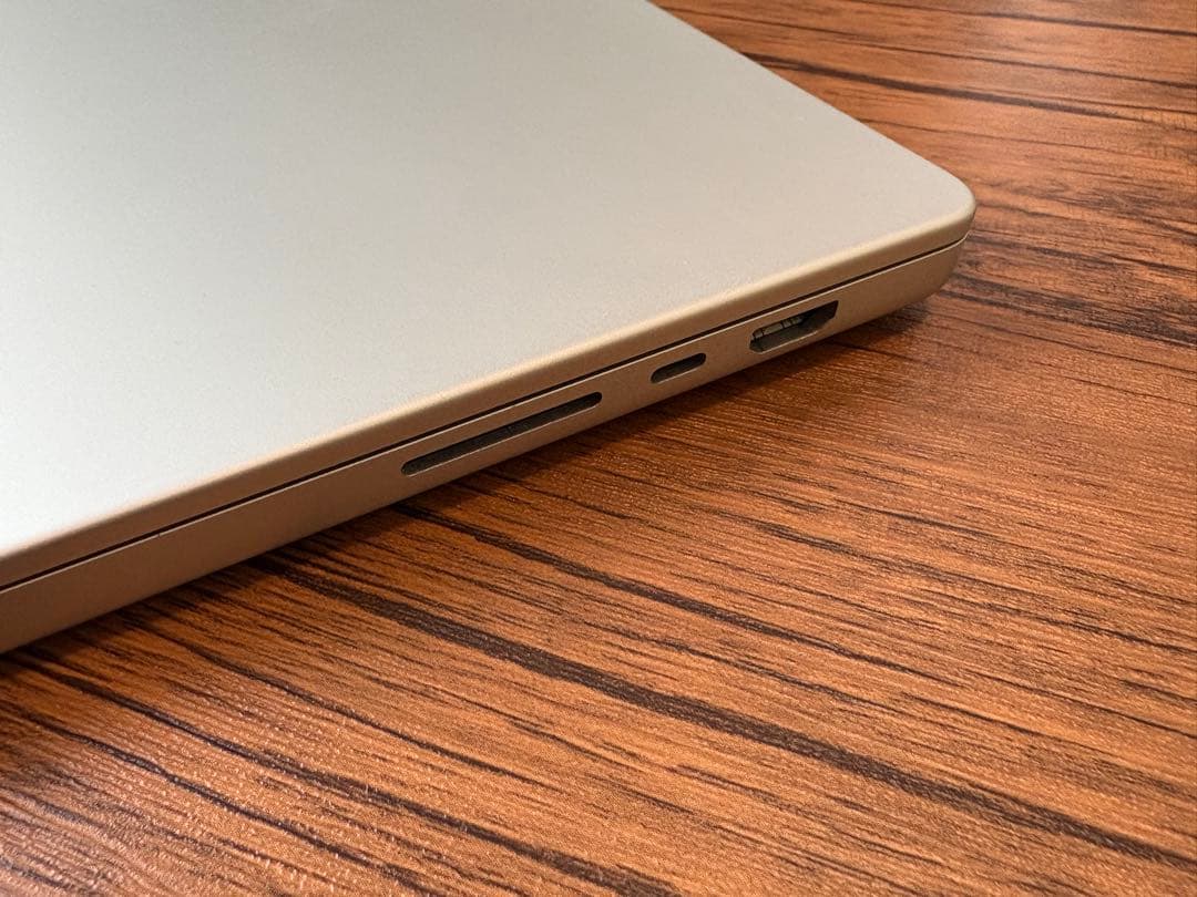Macbook pro M1 MAX 32GB 1TB 16インチ