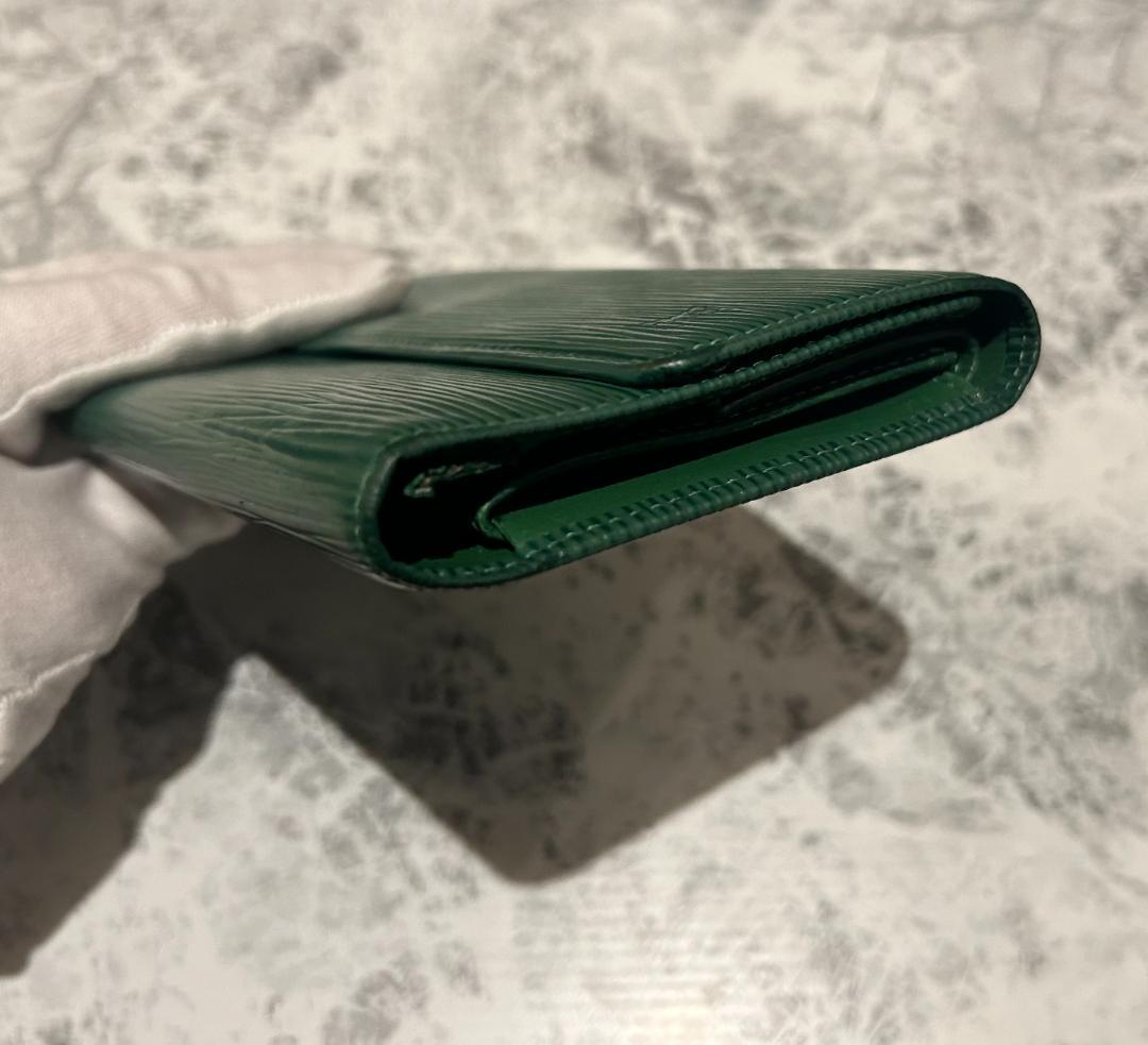 LOUIS VUITTON 財布 インターナショナル エピ　グリーン