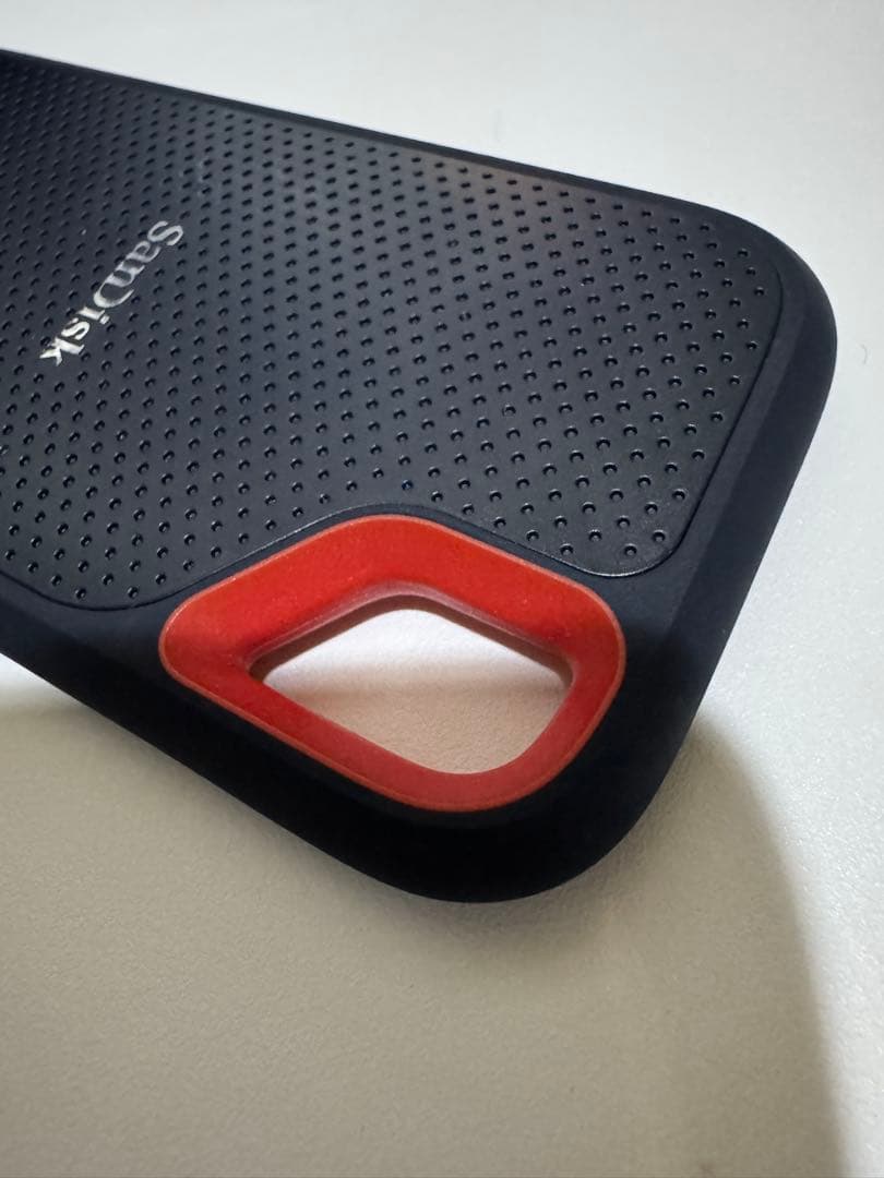 外付けハードディスク・ドライブ SanDisk SSD 2TB