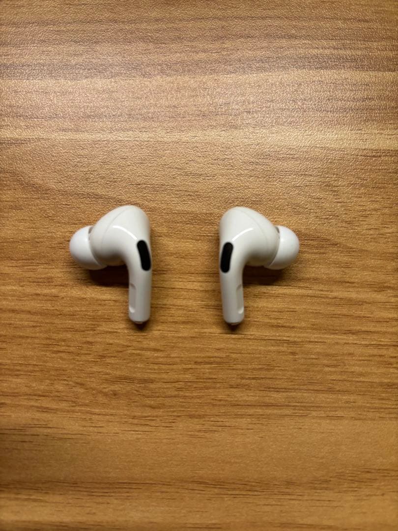 AirPods Pro ホワイト 本体と充電ケース