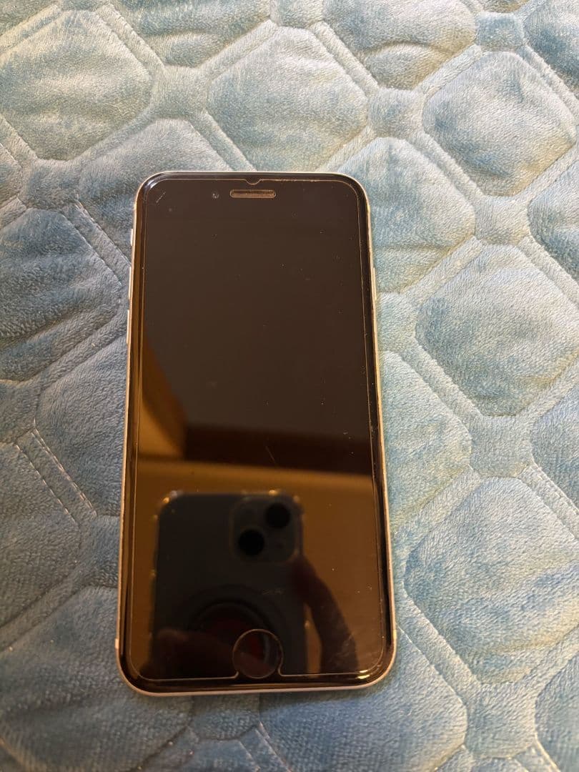 iPhoneSE第二世代 128GB SIMフリー