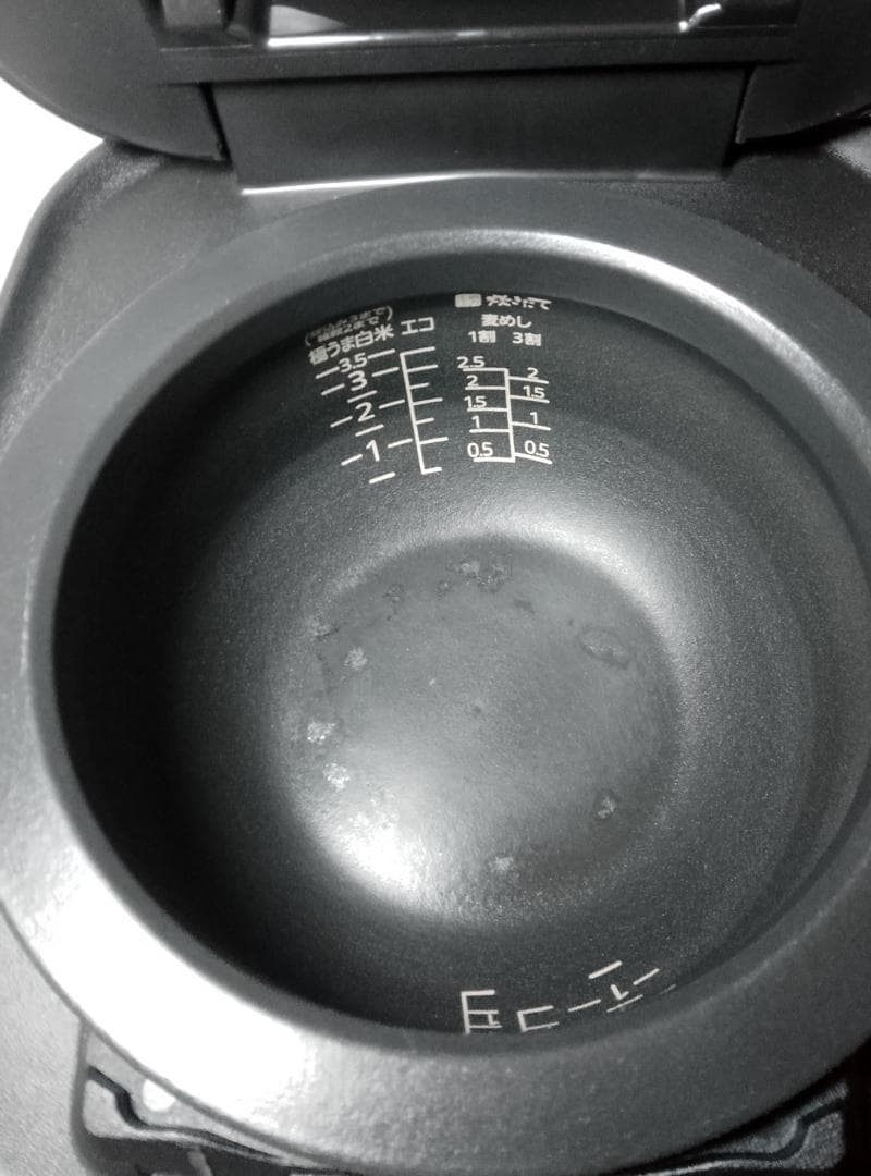 M*i様 TIGER　JPX-062X　土鍋圧力IH炊飯ジャー〈THE炊きたて〉