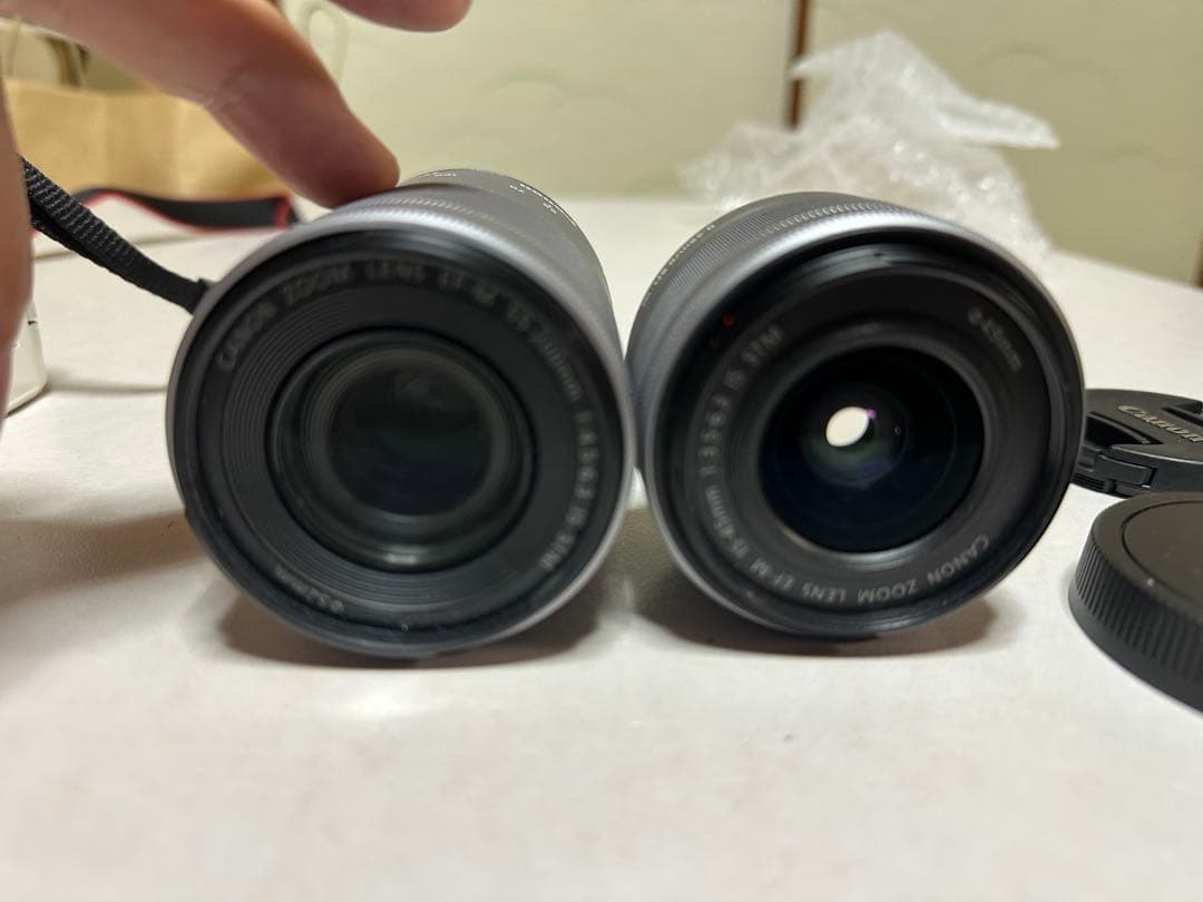 canonEOSkissM 本体レンズ2本付き