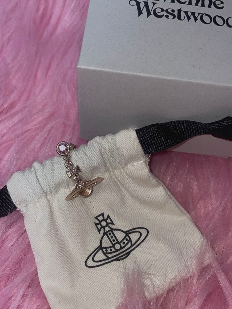 【箱袋付き】片耳Vivienne ピアス