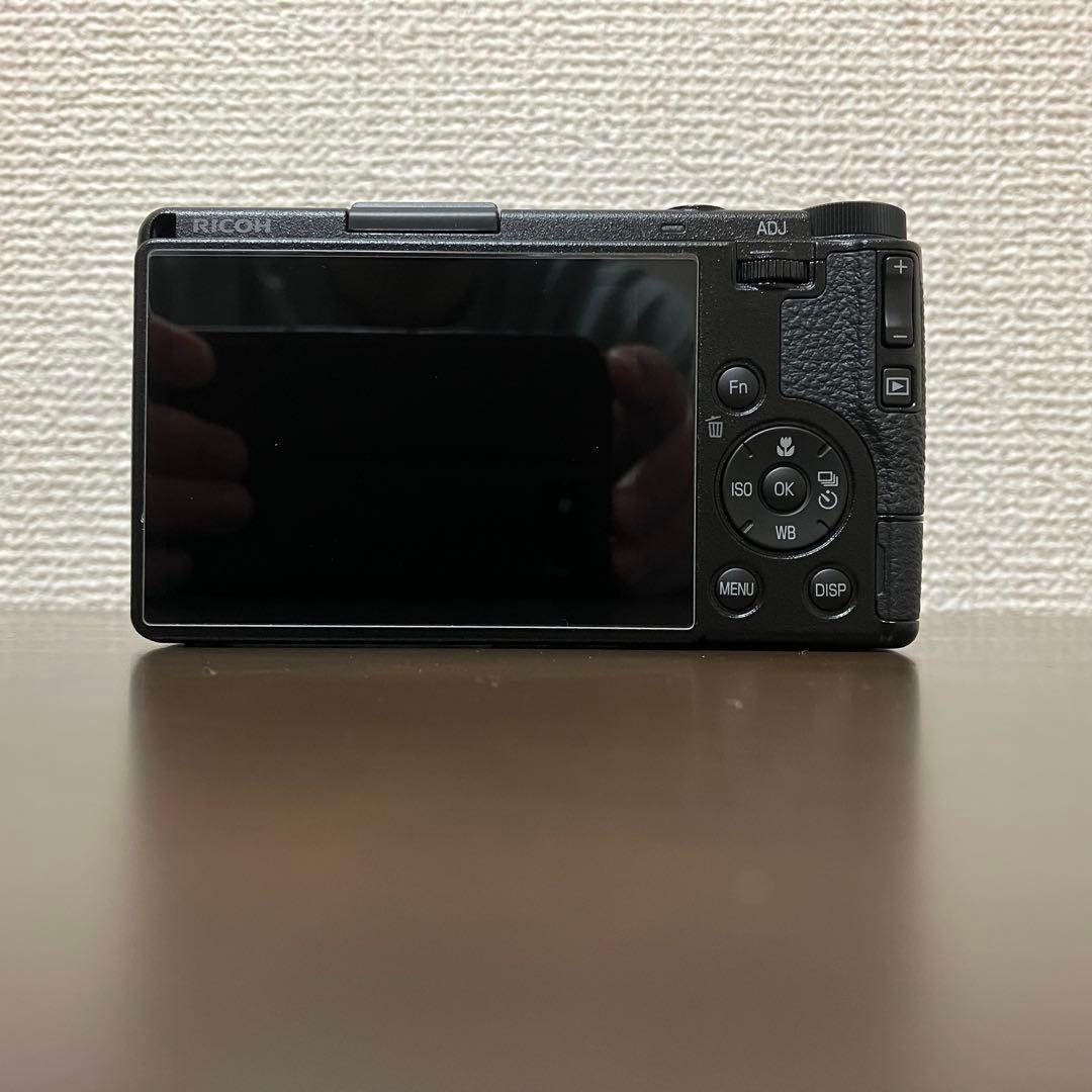 RICOH GR IV ショット数100以下 新品同様　アクセサリー多数付属！
