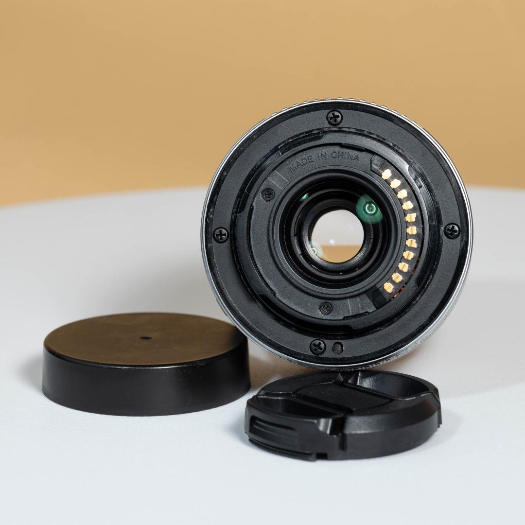 OLYMPUS M.ZUIKO DIGITAL 14-42mm Ⅱ R シルバー