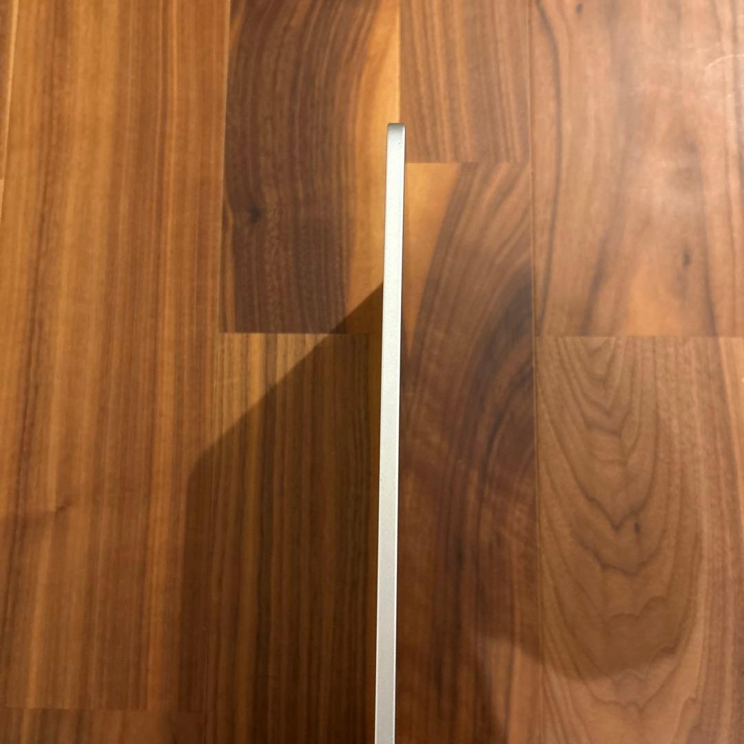 iPad Air (第4世代) 10.9インチ シルバー 本体