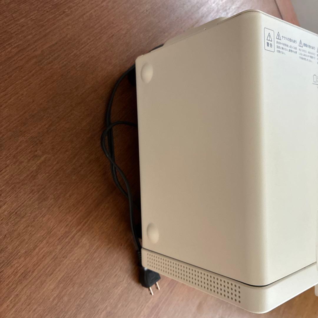 バリュミューダ　トースター　ホワイト　K01E