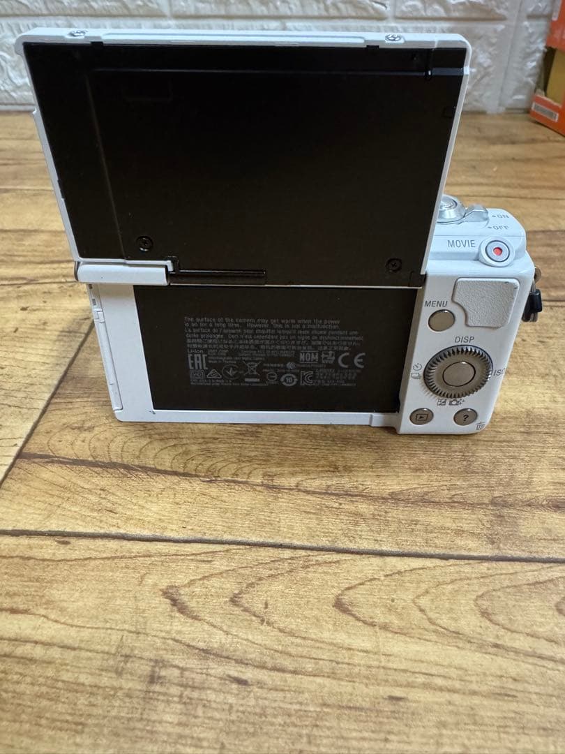 SONY α 5100 ミラーレス一眼カメラ ダブルレンズキット　ホワイト