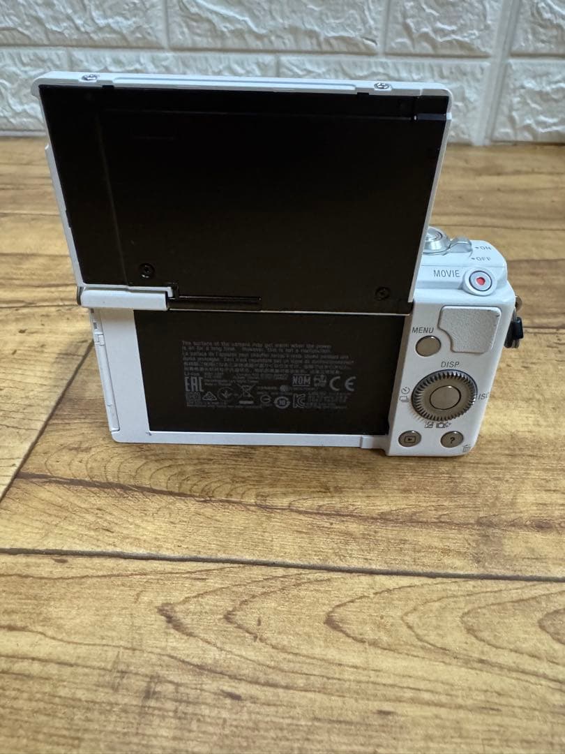 SONY α 5100 ミラーレス一眼カメラ ダブルレンズキット　ホワイト