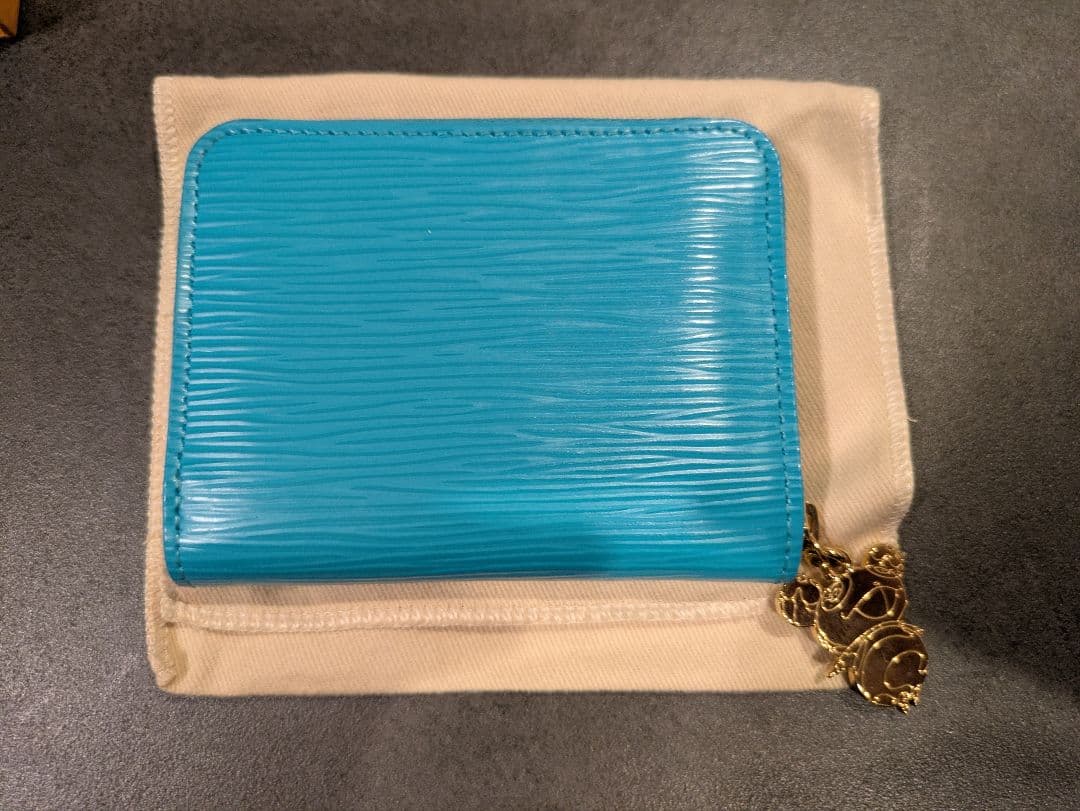 LOUIS VUITTON ルイヴィトン　エピレザー ケース　村上隆