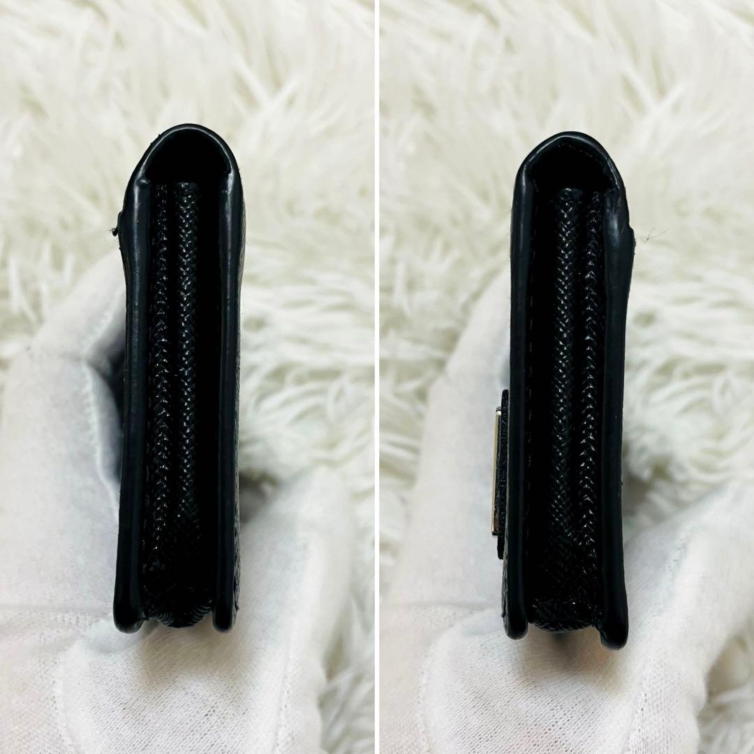 未使用級✨PRADA 名刺入れ カードケース レザー トライアングルロゴ 現行