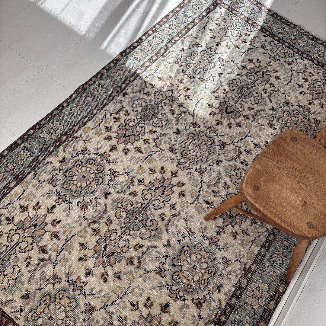 トルコ　ヴィンテージラグ　グリーン　ベージュ　ブラウン