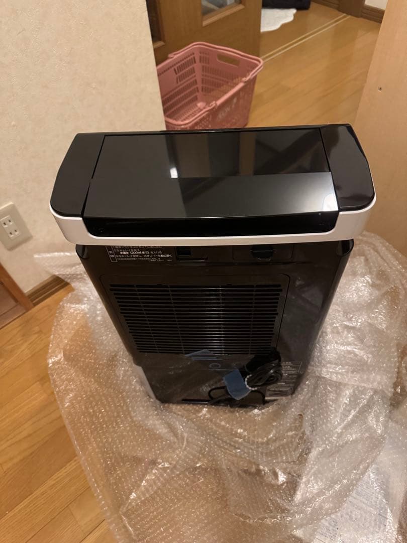 【未使用】コロナ除湿乾燥機 衣類乾燥除湿機 CD-WH1822