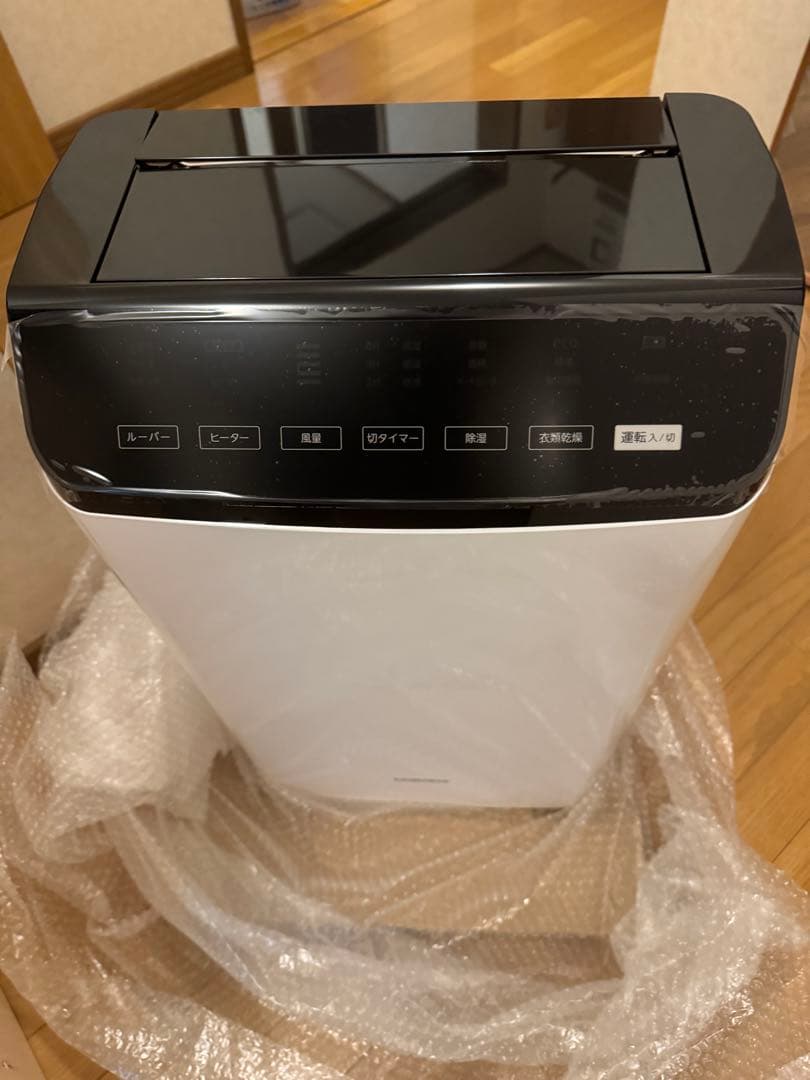 【未使用】コロナ除湿乾燥機 衣類乾燥除湿機 CD-WH1822