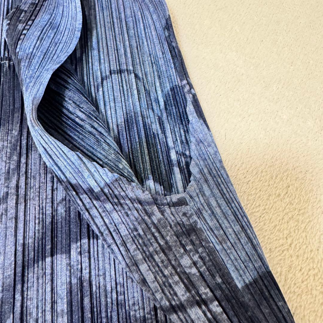 美品✨PLEATS PLEASE 鯉　和柄　日本画　プリーツ　ネイビー　トップス