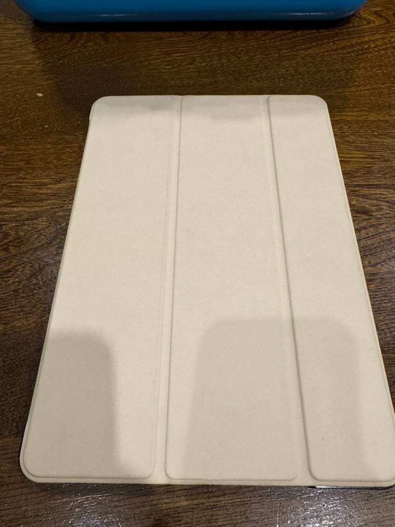 iPad 第７世代　　Wi-Fiモデル　32GB