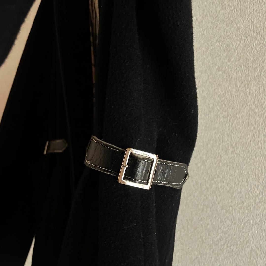 BURBERRY フード付きブラックジャケット　サイズ40