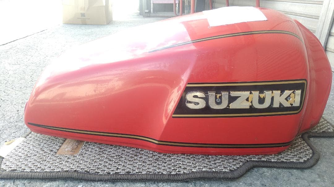 GSX750E（1型）燃料タンク