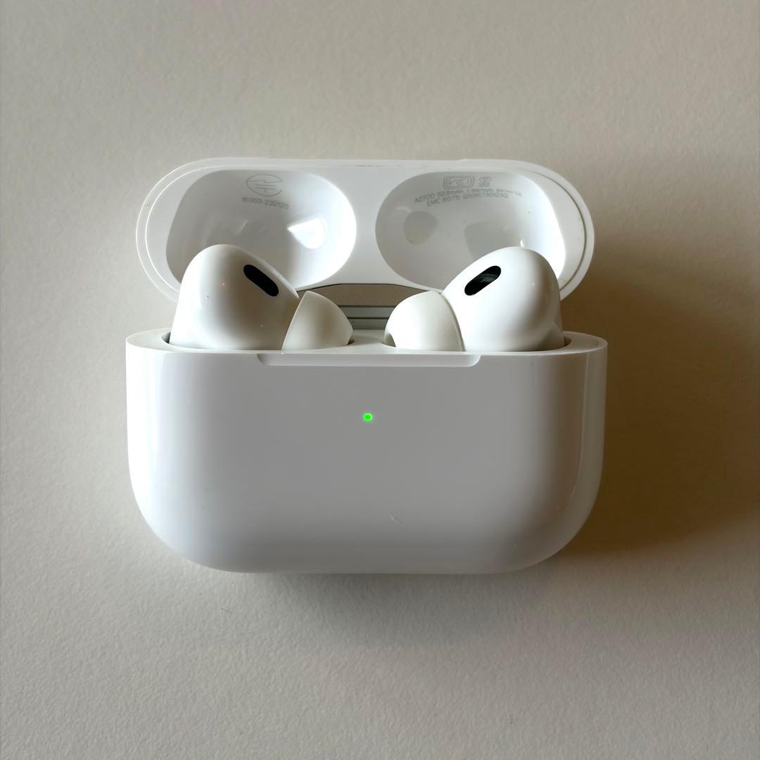 【美品】AirPods Pro（第2世代）・付属品未使用・レザーケース付き