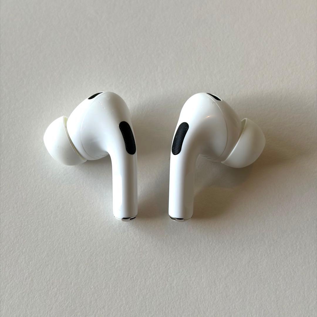 【美品】AirPods Pro（第2世代）・付属品未使用・レザーケース付き