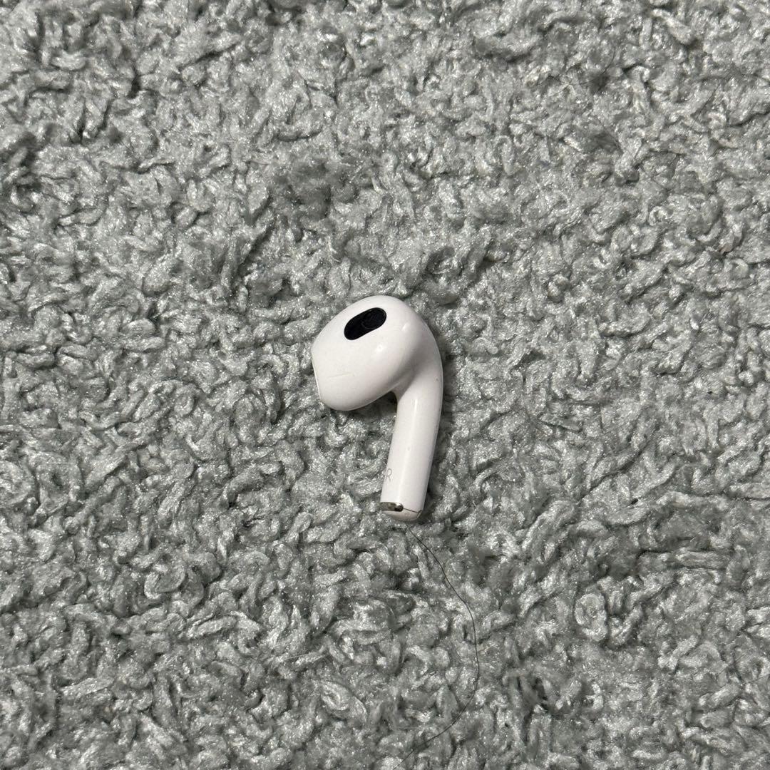 AirPods 第3世代 右耳 MagSafe充電ケース