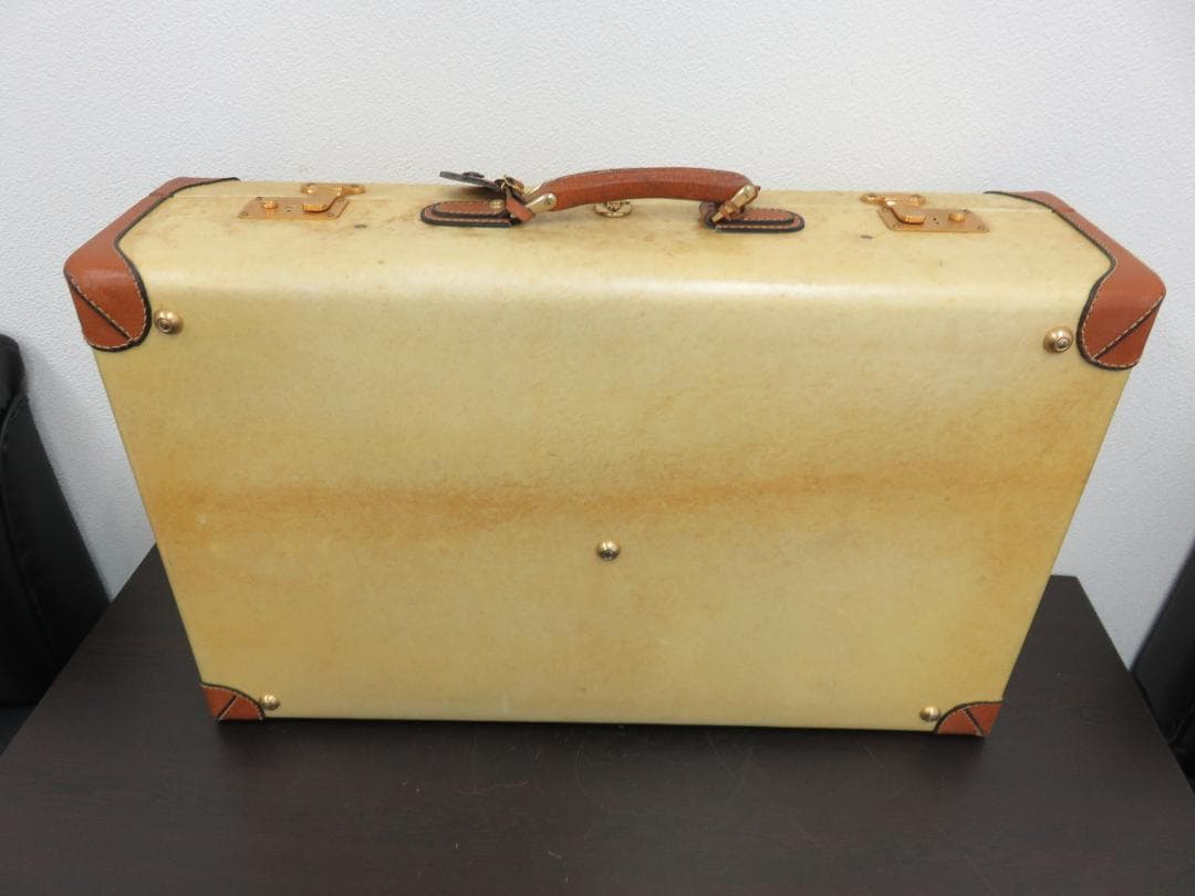 ヴィンテージ 本革トランク アンティーク 鍵付き イタリア製 トランクケース