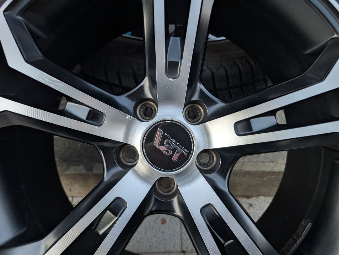 235 / 55 R19 スタッドレス　タイヤホイールセット