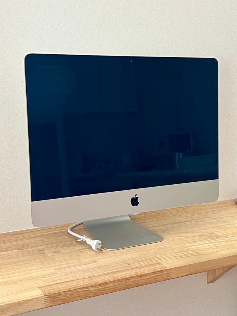 【箱＆付属品あり】iMac 21.5インチ Late 2013 ME086J/A