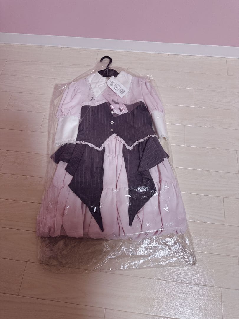 AVENCHUMU バルーンスカートワンピース