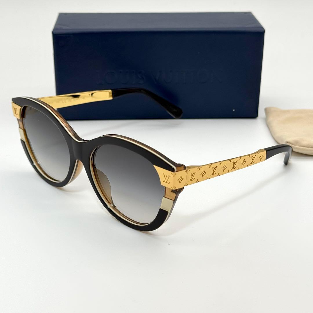 美品 ルイヴィトン サングラス LV プティ スプソン キャッツアイ 現行 黒