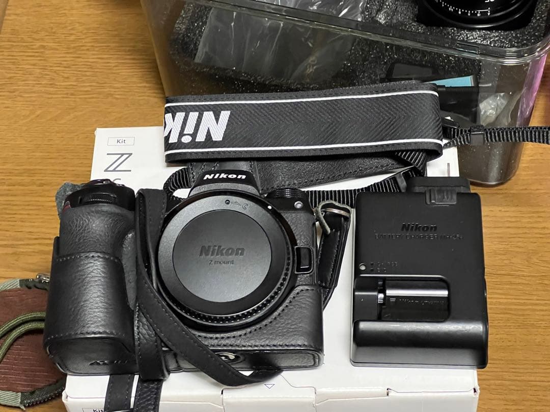 Nikon Z6 ミラーレスカメラ 本体