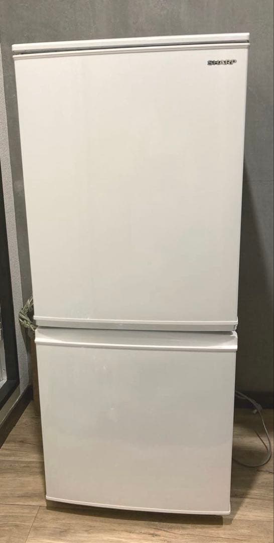 美品☆左右開きSHARP冷凍冷蔵庫SJ-C14E-W☆白☆