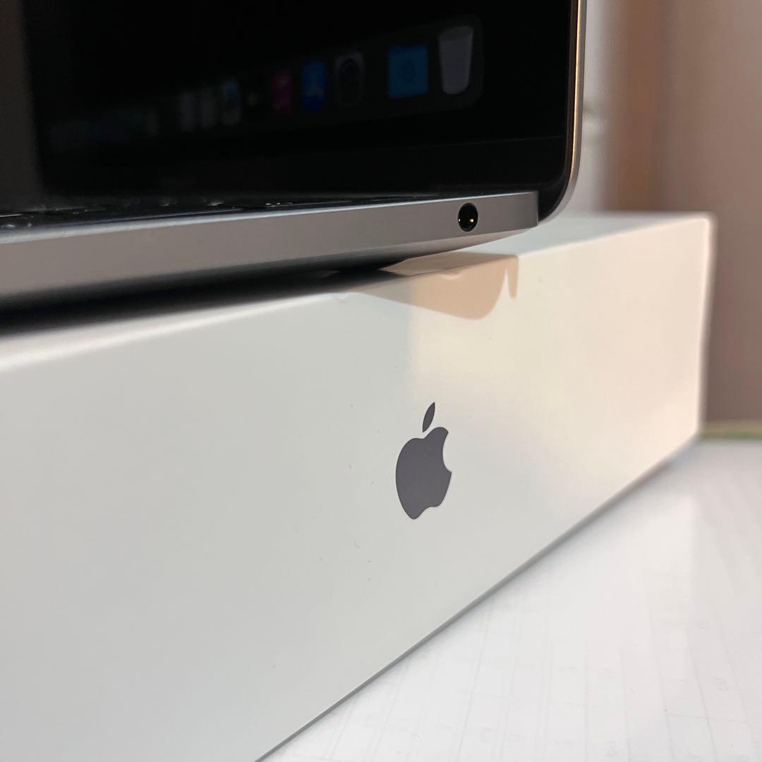 MacBook Pro 13インチ 2022 M2 美品 バッテリー91%