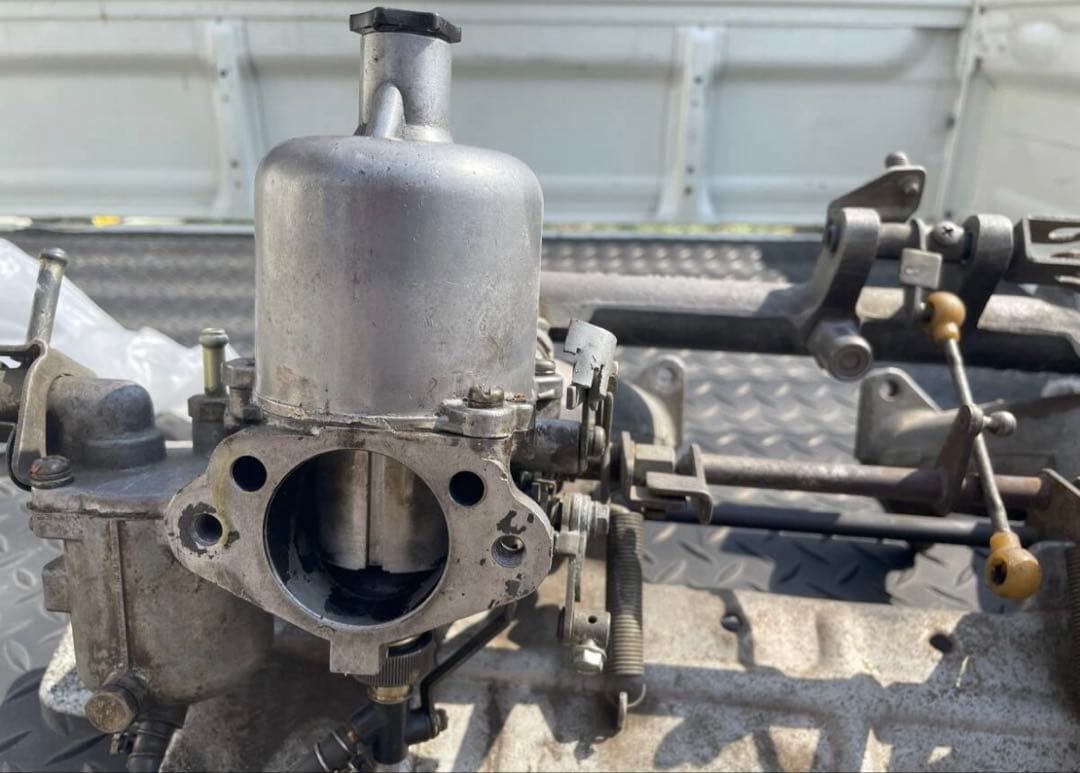 z432様　l24前期大口径SUキャブハコスカ　s30 240z ソレックス