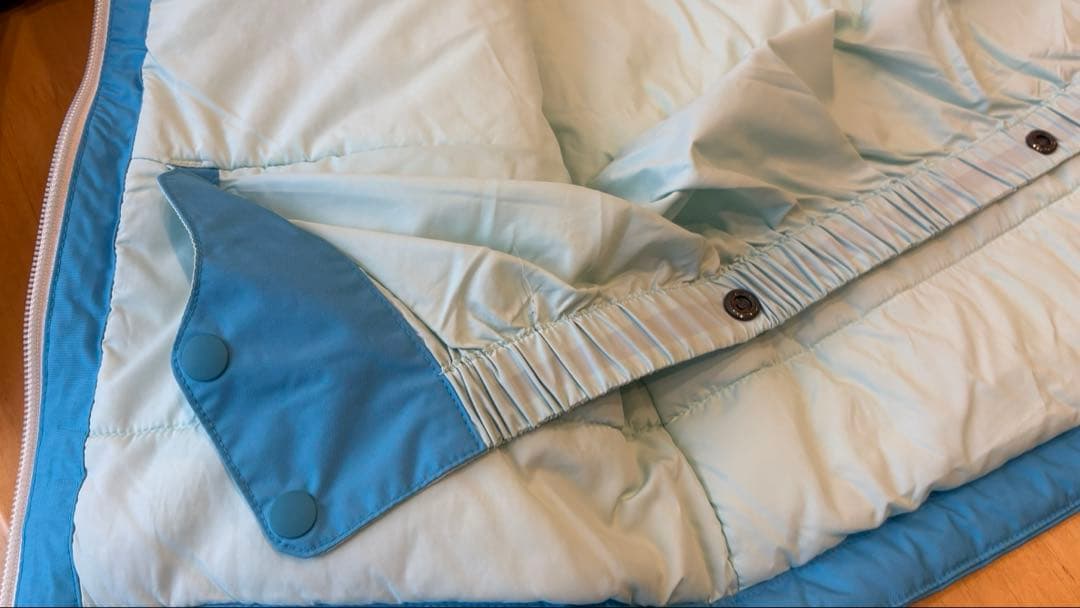 モンベル　mont-bell パウダーステップジャケット　140 水色