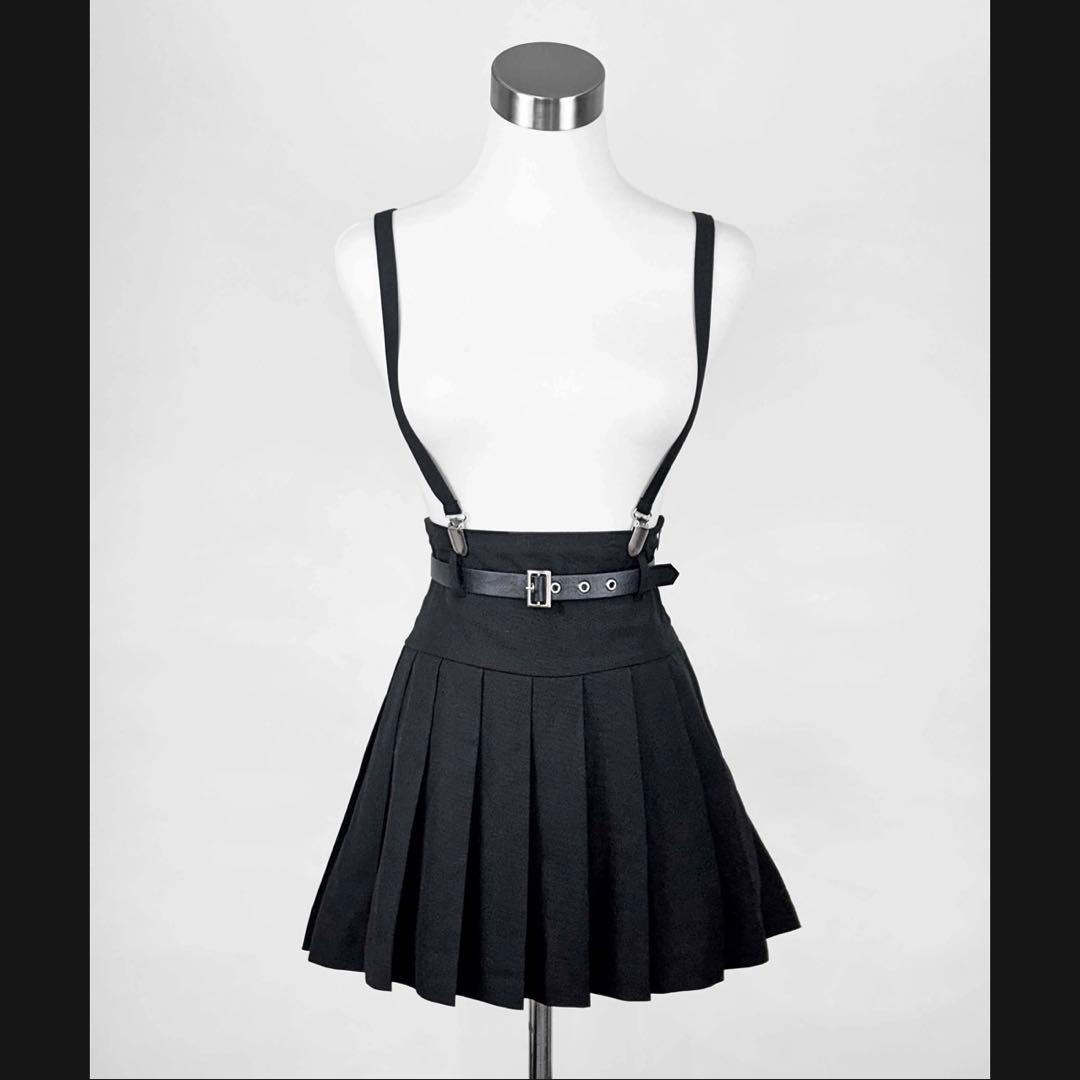 イドラタール テオドール スパイ学園 セットアップ 黒 スカートのみ