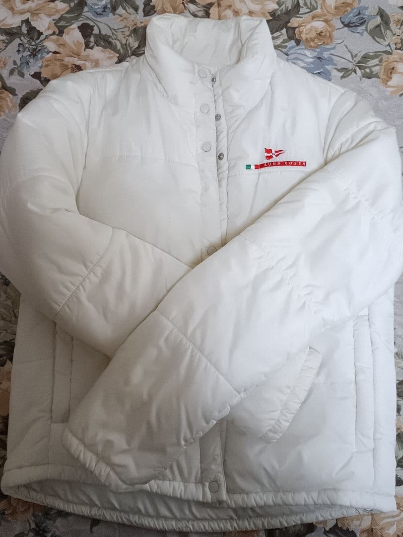 ルナロッサ（PRADAスポーツ）中綿入りジャンパー　ホワイト