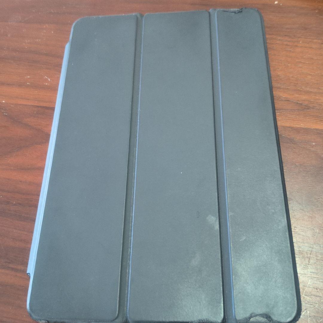 iPad mini 5本体　カバーはおまけ