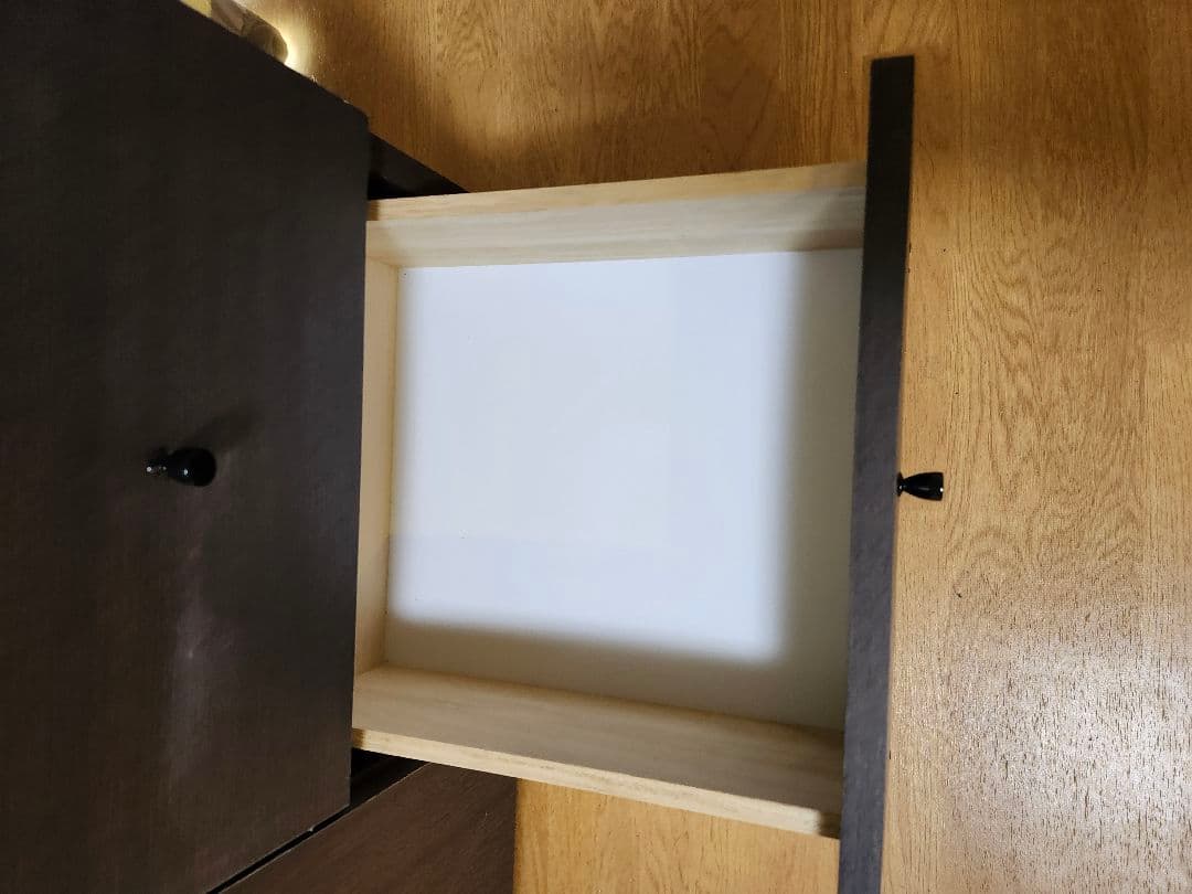 【ループ・ループ】ダークブラウンキャビネット 3引き出し