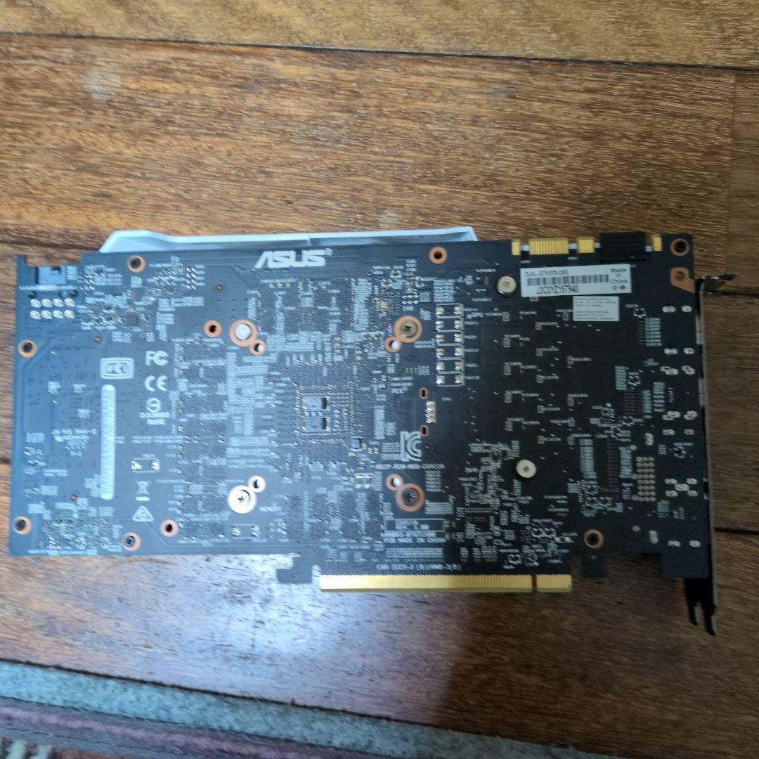 ASUS グラフィックボードGTX1070