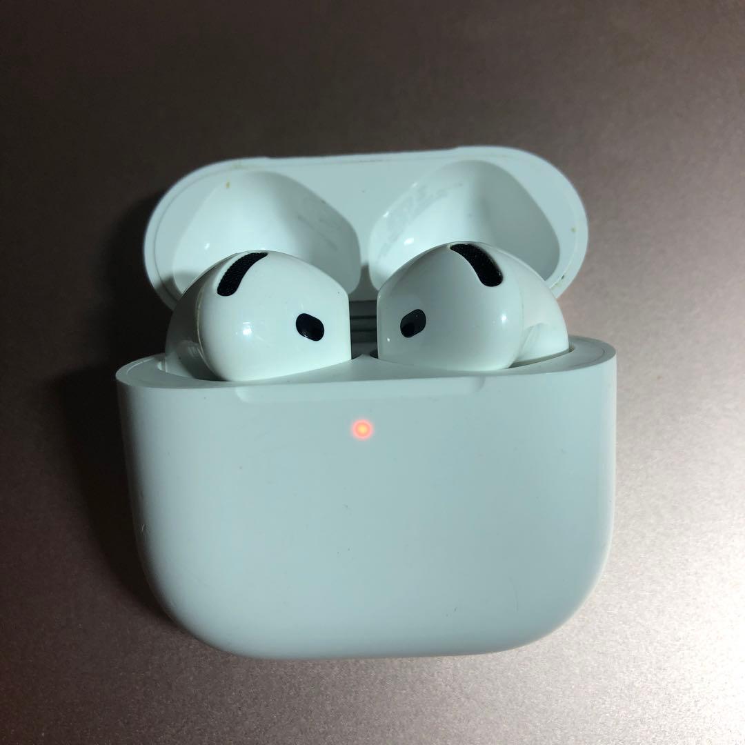 Apple AirPods 第4世代　ANC アクティブノイズキャンセリング