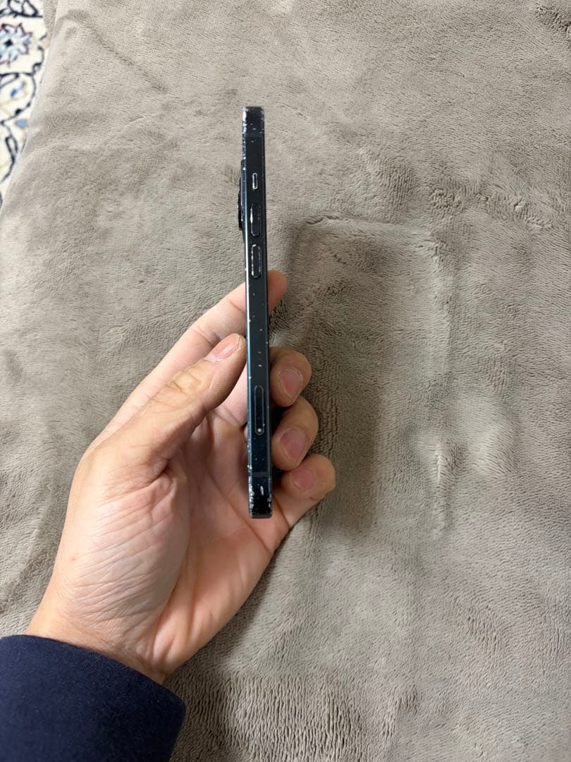 携帯電話本体 iPhone15