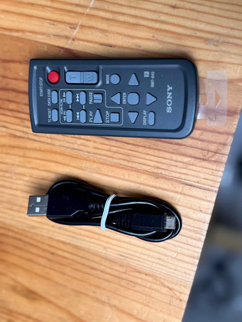 値下げ！SONY PXW-FS5 18-105 f4ズームレンズ大容量バッテリー