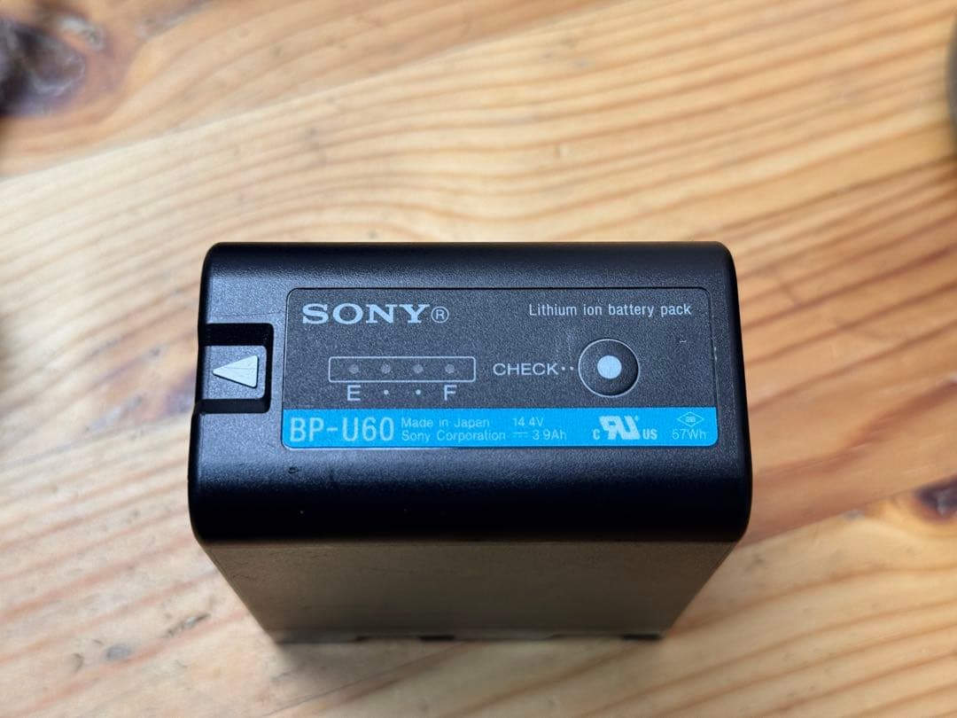 値下げ！SONY PXW-FS5 18-105 f4ズームレンズ大容量バッテリー