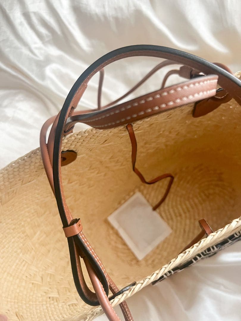 LOEWE / ロエベ アナグラムバスケットバッグ　ミディアム　ナチュラル/タン