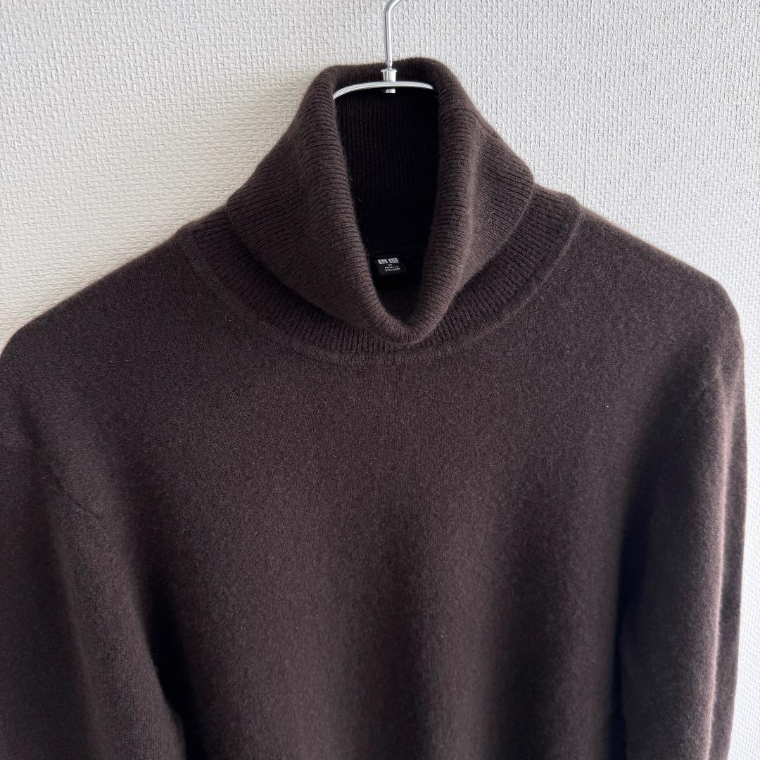 着用1回 25AW UNIQLO カシミヤタートルネックセーター ブラウン M